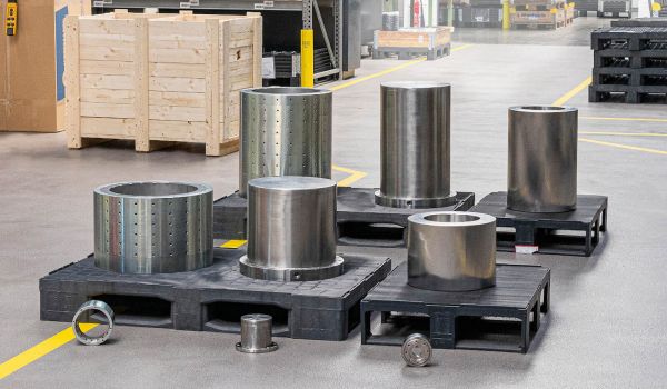 Big, bigger, DST – Manufacturer of permanent magnetic couplings produced massive and heavy magnetic coupling and a large double wall canister